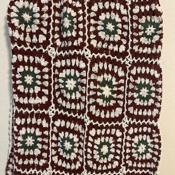 Shabby Chic Cotton Crocheted Flowers Throw/Blanket - Picture 1 of 5